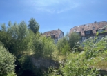 Blick vom Schloss zum Grundstück...... - Baugrundstück in Schleusingen mit Schloßblick