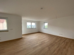 Wohnzimmer - Exklusive 3-Zimmer-Wohnung mit Balkon in Ebern; frei ab 01.02.2026