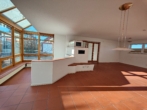 Essen/Wohnen - Großzügiges Einfamilienhaus mit Wintergarten, Doppelgarage und separat zugänglichem Einliegerbereich