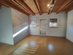Zimmer mit Balkon Obergeschoss - Großzügiges Einfamilienhaus mit Wintergarten, Doppelgarage und separat zugänglichem Einliegerbereich