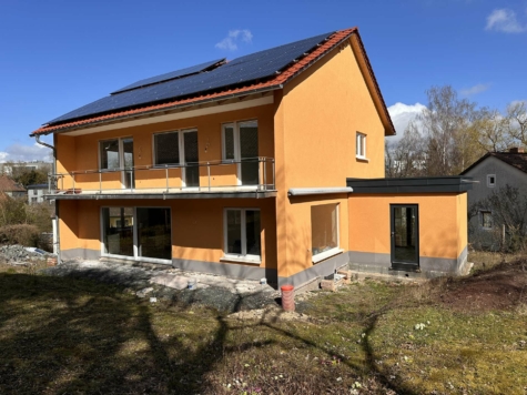 In Vorbereitung – Einfamilienhaus in Coburg – endlich genug Platz für die ganze Familie…, 96450 Coburg, Einfamilienhaus