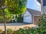 Garage mit Stellplatz und Holzlege - Mit einmaligem Blick zum Staffelberg – verwirklichen Sie Ihren (bezugsfertigen) Wohntraum