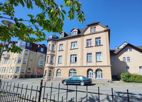 In Vorbereitung: Kapitalanleger gesucht: Vermietete Altbauwohnung in denkmalgeschütztem Stadthaus, 96515 Sonneberg, Etagenwohnung
