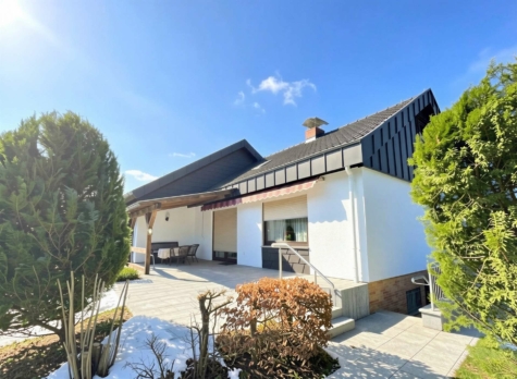 In Vorbereitung: Wohnen im Bungalowstil in ruhiger Wohnlage, 96472 Rödental, Einfamilienhaus