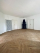 Wohnzimmer - Individuelles Altbaujuwel: Sanierte 4-Zimmer-Altbauwohnung mit charmantem Wintergarten in Coburg