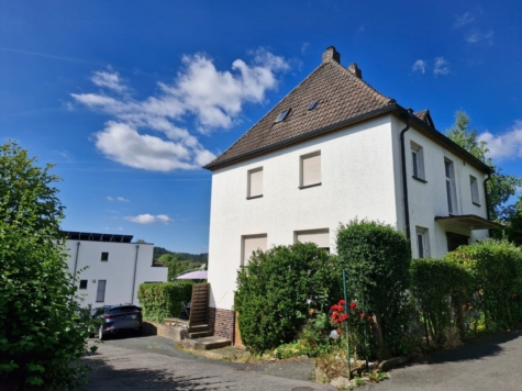 Zauberhaftes, romantisches Häuschen am Stadtrand Coburgs, 96450 Coburg, Einfamilienhaus