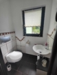 WC - Ein stilvolles Zuhause mit modernem Komfort und großem Garten