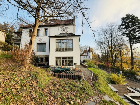 Historisches Ambiente: wunderschöne 3-Zimmer-Wohnung am Marienberg, 96450 Coburg, Erdgeschosswohnung