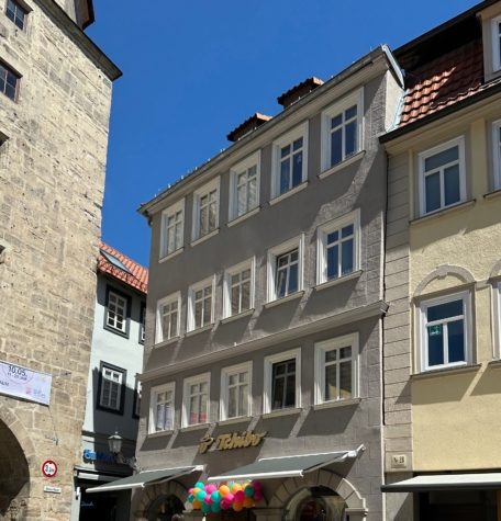 Interessantes Stadthaus mit zwei Gewerbeeinheiten und fünf Wohnungen – voll vermietet, 96450 Coburg, Wohn- und Geschäftshaus