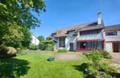 Ansicht vom Garten - Reserviert: Großzügiges Wohnhaus mit Doppelgarage und tollem Garten in Ahorn-Schorkendorf