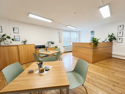 Ihre Kapitalanlage? Vermietete Büroräume in der Innenstadt inkl. zwei Tiefgaragenstellplätzen, 96450 Coburg, Büro