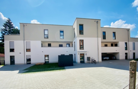 NEUBAU: Exklusive 3-Zi.-Wohnung im Erdgeschoss mit sonniger Terrasse & Garten – Erstbezug, 96450 Coburg, Erdgeschosswohnung