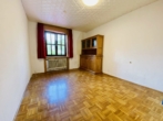 EG Zimmer - In Vorbereitung: Charmantes Einfamilienhaus mit „Einliegeroption“ und sonnigem Garten in Creidlitz