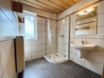 EG Badezimmer - In Vorbereitung: Charmantes Einfamilienhaus mit „Einliegeroption“ und sonnigem Garten in Creidlitz