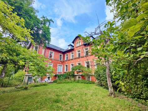 Wunderschöne, renovierte Altbauwohnung im Hochparterre… die Veste Coburg zum Greifen nah, 96450 Coburg, Erdgeschosswohnung