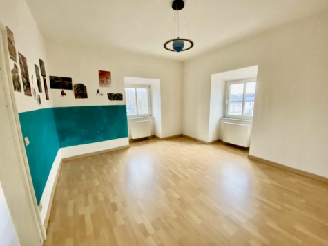 Stilvolles Wohnen in geräumiger DG Wohnung- in toller Villa in Sonneberg, 96515 Sonneberg, Dachgeschoss