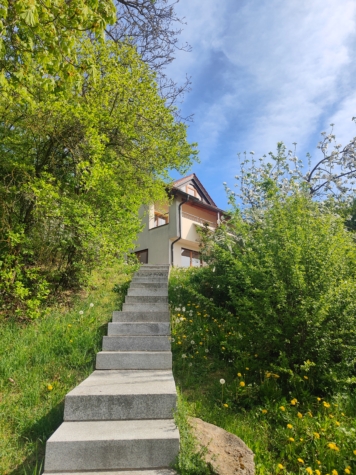 Modernes, Energieeffizientes Haus, direkt bezugsfertig, mit Platz für die große Familie, 96450 Coburg, Einfamilienhaus