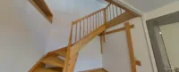 Eingang mit Treppe- (KI generiert)