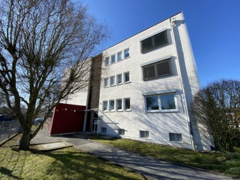 Attraktive 3-Zimmer-Wohnung mit moderner Einbauküche und Balkon, 96450 Coburg, Wohnung