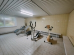 Wellnessbereich mit Schwimmbad - Mit Blick ins Grüne: Vermietete Etagenwohnung in Coburg